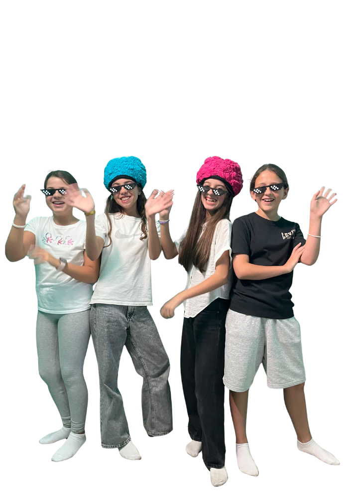 Niños jugando una aventura EMOTION